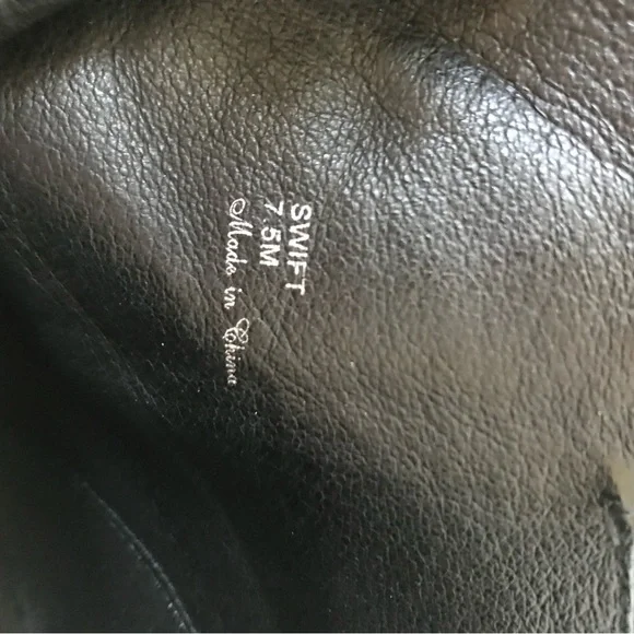 Donald J Pliner Couture Swift gold Metallic Ankle Boots size 7.5 - Picture 13 of 15